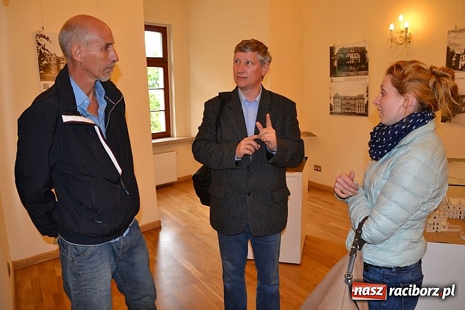 Zdjęcie w galerii na portalu naszraciborz.pl: Eduardo Lichnowsky zwiedził raciborski zamek wiadomości z regionu
