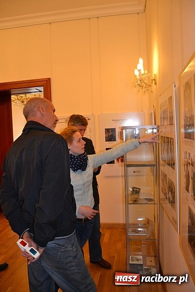 Zdjęcie w galerii na portalu naszraciborz.pl: Eduardo Lichnowsky zwiedził raciborski zamek wiadomości z regionu