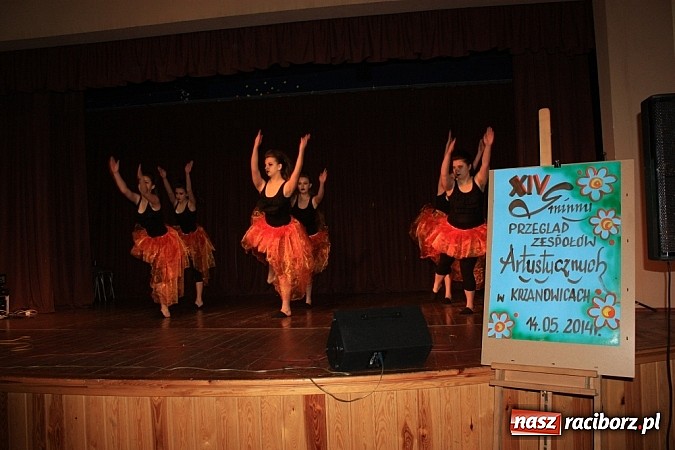 Zdjęcie w galerii na portalu naszraciborz.pl: 14. Gminny Przegląd Zespoł&oacute;w Artystycznych w Krzanowicach wiadomości z regionu