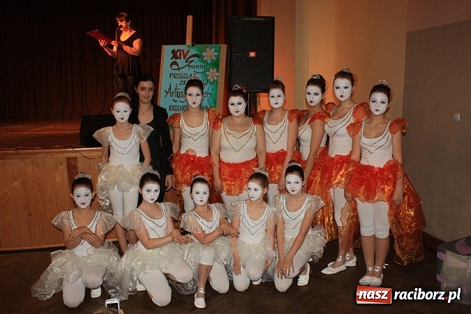Zdjęcie w galerii na portalu naszraciborz.pl: 14. Gminny Przegląd Zespoł&oacute;w Artystycznych w Krzanowicach wiadomości z regionu