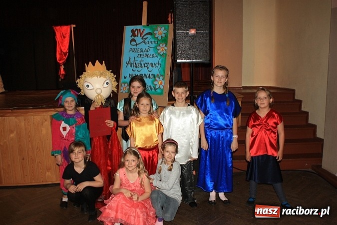 Zdjęcie w galerii na portalu naszraciborz.pl: 14. Gminny Przegląd Zespoł&oacute;w Artystycznych w Krzanowicach wiadomości z regionu