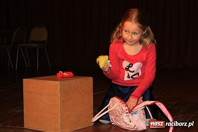 Zdjęcie w galerii na portalu naszraciborz.pl: 14. Gminny Przegląd Zespoł&oacute;w Artystycznych w Krzanowicach wiadomości z regionu