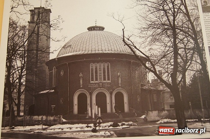 Zdjęcie w galerii na portalu naszraciborz.pl: Nieznany modernizm wystawiono w RCI  wiadomości z regionu