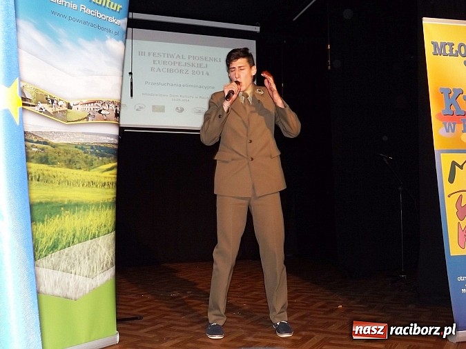 Zdjęcie w galerii na portalu naszraciborz.pl: Fesiwal Piosenki Europejskiej: Eliminacje wojewódzkie w MDK wiadomości z regionu