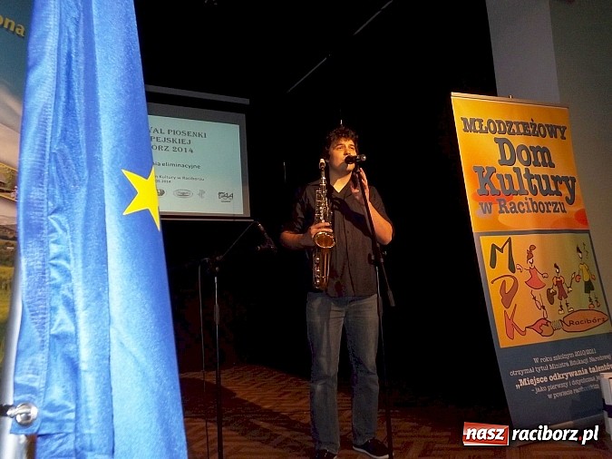 Zdjęcie w galerii na portalu naszraciborz.pl: Fesiwal Piosenki Europejskiej: Eliminacje wojewódzkie w MDK wiadomości z regionu