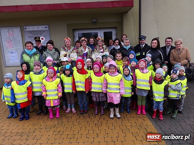 Zdjęcie w galerii na portalu naszraciborz.pl: Przedszkolaki z Łańc przestrzegają najważniejszych zasad bezpieczeństwa!  wiadomości z regionu