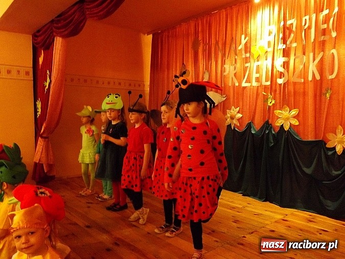 Zdjęcie w galerii na portalu naszraciborz.pl: Przedszkolaki z Łańc przestrzegają najważniejszych zasad bezpieczeństwa!  wiadomości z regionu