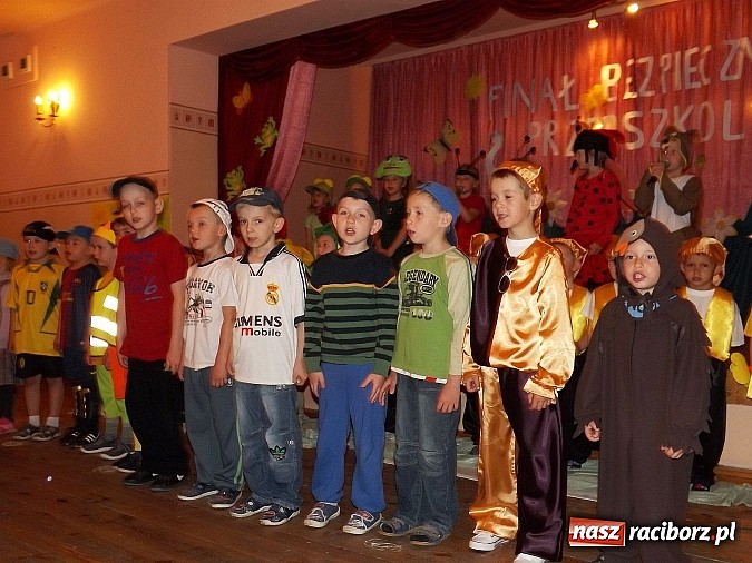 Zdjęcie w galerii na portalu naszraciborz.pl: Przedszkolaki z Łańc przestrzegają najważniejszych zasad bezpieczeństwa!  wiadomości z regionu