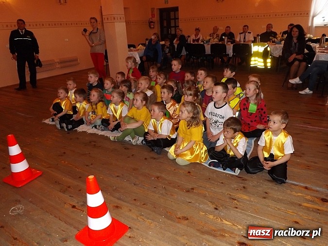 Zdjęcie w galerii na portalu naszraciborz.pl: Przedszkolaki z Łańc przestrzegają najważniejszych zasad bezpieczeństwa!  wiadomości z regionu