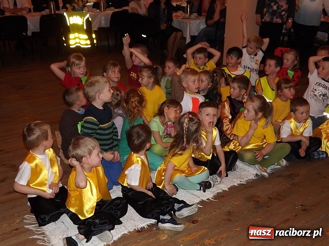 Zdjęcie w galerii na portalu naszraciborz.pl: Przedszkolaki z Łańc przestrzegają najważniejszych zasad bezpieczeństwa!  wiadomości z regionu