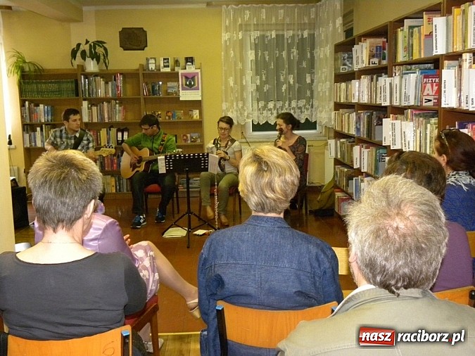 Zdjęcie w galerii na portalu naszraciborz.pl: Wersja Robocza w Markowicach. Huldra na bis  wiadomości z regionu