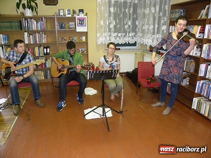 Zdjęcie w galerii na portalu naszraciborz.pl: Wersja Robocza w Markowicach. Huldra na bis  wiadomości z regionu