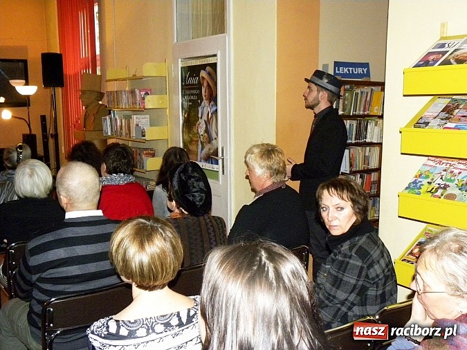 Zdjęcie w galerii na portalu naszraciborz.pl: Okudżawa według Kuby Blokesza wiadomości z regionu