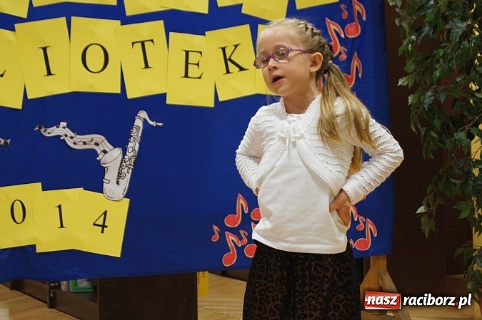 Zdjęcie w galerii na portalu naszraciborz.pl: Rozśpiewane przedszkolaki w bibliotece w Nędzy wiadomości z regionu