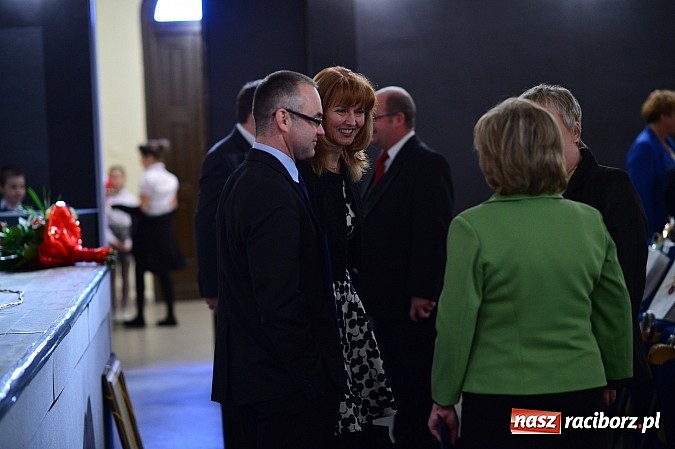 Zdjęcie w galerii na portalu naszraciborz.pl: SP 15 obchodzi dziś 30. urodziny! Casting na Sobieskiego dla gości solenizantki wiadomości z regionu