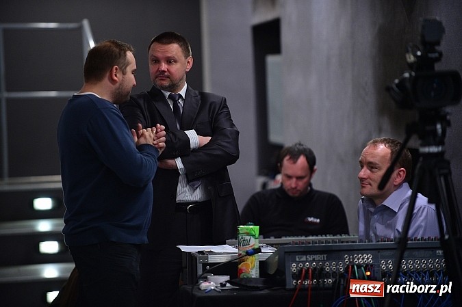 Zdjęcie w galerii na portalu naszraciborz.pl: SP 15 obchodzi dziś 30. urodziny! Casting na Sobieskiego dla gości solenizantki wiadomości z regionu