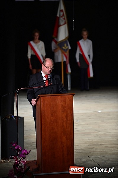 Zdjęcie w galerii na portalu naszraciborz.pl: SP 15 obchodzi dziś 30. urodziny! Casting na Sobieskiego dla gości solenizantki wiadomości z regionu