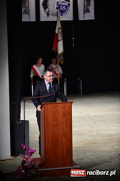 Zdjęcie w galerii na portalu naszraciborz.pl: SP 15 obchodzi dziś 30. urodziny! Casting na Sobieskiego dla gości solenizantki wiadomości z regionu