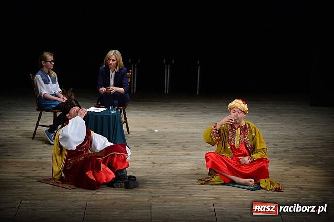 Zdjęcie w galerii na portalu naszraciborz.pl: SP 15 obchodzi dziś 30. urodziny! Casting na Sobieskiego dla gości solenizantki wiadomości z regionu