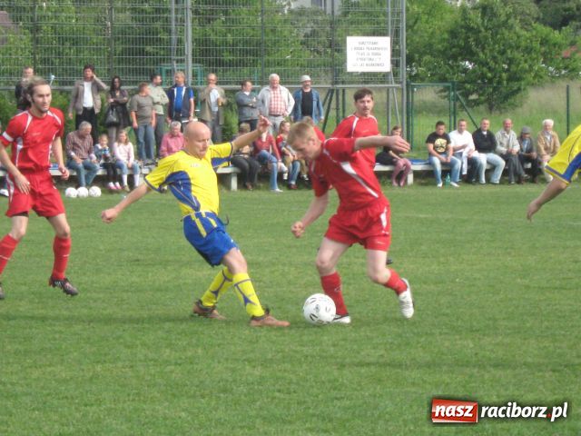 Zdjęcie w galerii na portalu naszraciborz.pl: Derby Raciborza dla Markowic wiadomości z regionu