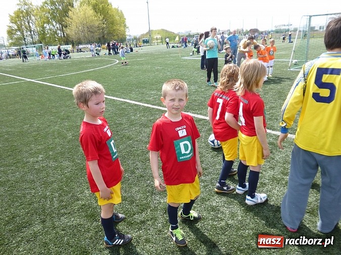 Zdjęcie w galerii na portalu naszraciborz.pl: Jamajczycy z Tworkowa na MiniMistrzostwach Deichmann w Opolu wiadomości z regionu