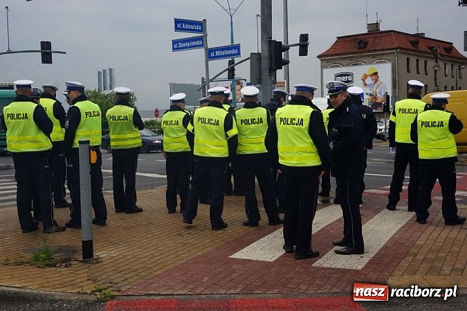Zdjęcie w galerii na portalu naszraciborz.pl: Finał 27. konkursu Policjant Ruchu Drogowego. Raciborzanin najlepszy z wiedzy wiadomości z regionu