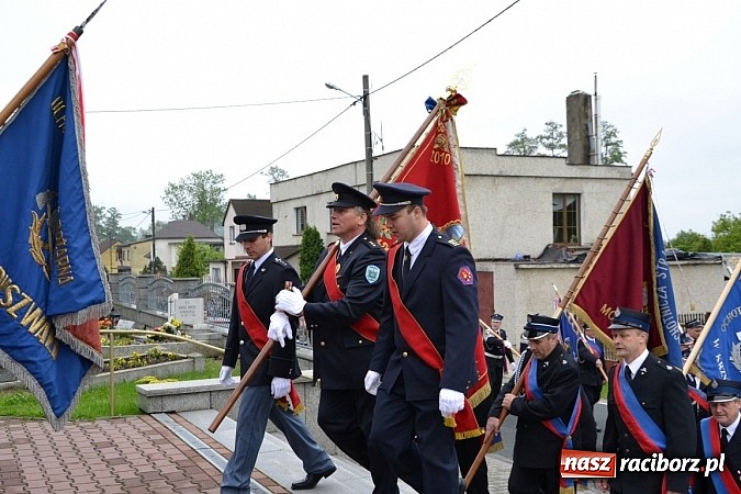 Zdjęcie w galerii na portalu naszraciborz.pl: Deszcz popsuł strażakom z Rudyszwałdu inaugurację 90. urodzin wiadomości z regionu