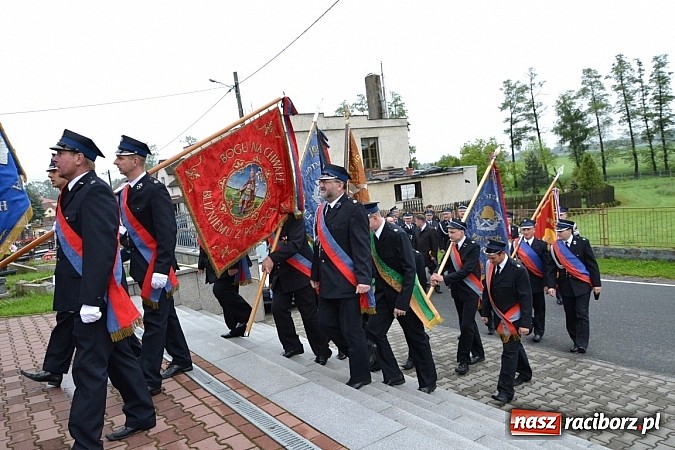 Zdjęcie w galerii na portalu naszraciborz.pl: Deszcz popsuł strażakom z Rudyszwałdu inaugurację 90. urodzin wiadomości z regionu