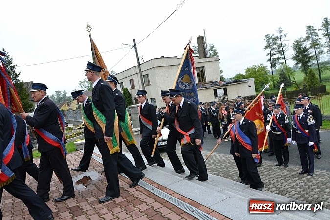 Zdjęcie w galerii na portalu naszraciborz.pl: Deszcz popsuł strażakom z Rudyszwałdu inaugurację 90. urodzin wiadomości z regionu
