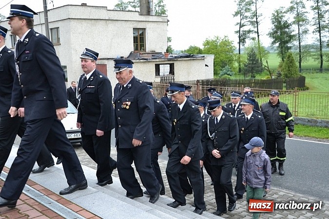 Zdjęcie w galerii na portalu naszraciborz.pl: Deszcz popsuł strażakom z Rudyszwałdu inaugurację 90. urodzin wiadomości z regionu
