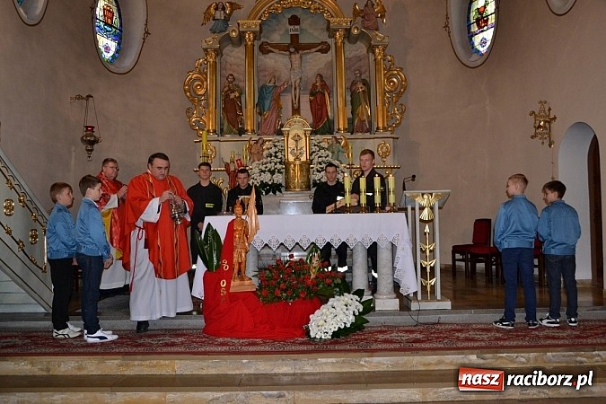 Zdjęcie w galerii na portalu naszraciborz.pl: Deszcz popsuł strażakom z Rudyszwałdu inaugurację 90. urodzin wiadomości z regionu