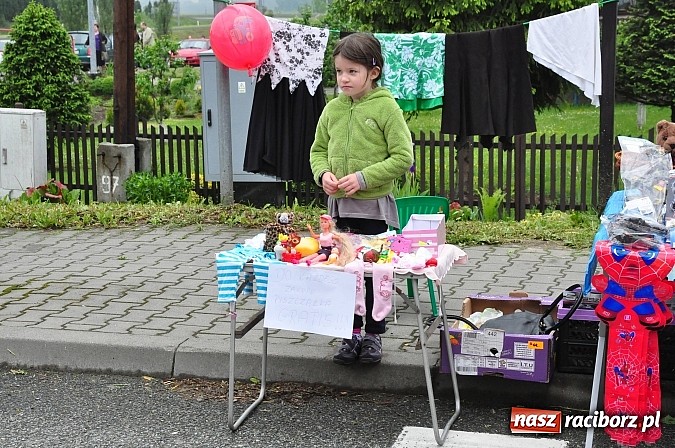 Zdjęcie w galerii na portalu naszraciborz.pl: Udany Jarmark na Granicy. Pogoda nie przestraszyła sprzedających i kupujących wiadomości z regionu