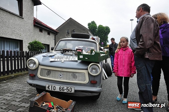 Zdjęcie w galerii na portalu naszraciborz.pl: Udany Jarmark na Granicy. Pogoda nie przestraszyła sprzedających i kupujących wiadomości z regionu