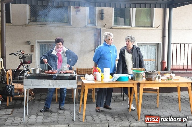 Zdjęcie w galerii na portalu naszraciborz.pl: Udany Jarmark na Granicy. Pogoda nie przestraszyła sprzedających i kupujących wiadomości z regionu
