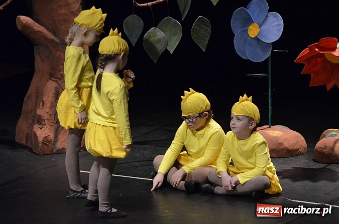 Zdjęcie w galerii na portalu naszraciborz.pl: Teatr Dziecięcy MIODZIO na deskach RCK  wiadomości z regionu