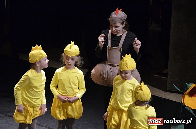 Zdjęcie w galerii na portalu naszraciborz.pl: Teatr Dziecięcy MIODZIO na deskach RCK  wiadomości z regionu