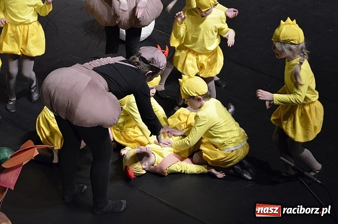 Zdjęcie w galerii na portalu naszraciborz.pl: Teatr Dziecięcy MIODZIO na deskach RCK  wiadomości z regionu