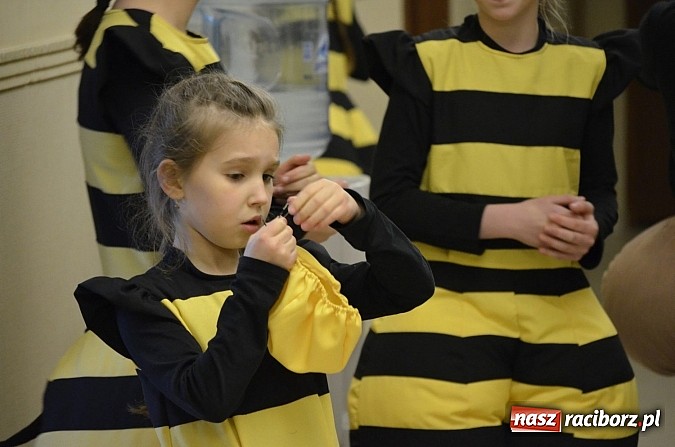 Zdjęcie w galerii na portalu naszraciborz.pl: Teatr Dziecięcy MIODZIO na deskach RCK  wiadomości z regionu