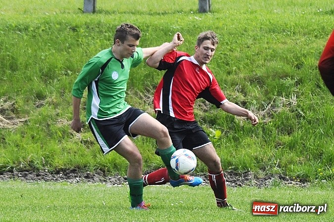 Zdjęcie w galerii na portalu naszraciborz.pl: Juniorskie derby dla Markowic wiadomości z regionu