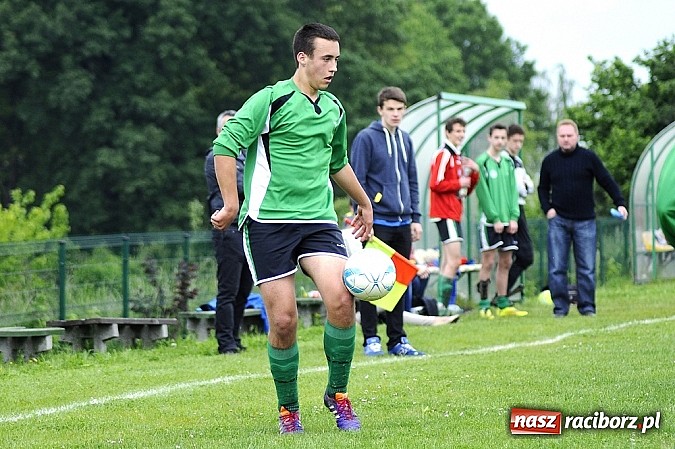 Zdjęcie w galerii na portalu naszraciborz.pl: Juniorskie derby dla Markowic wiadomości z regionu
