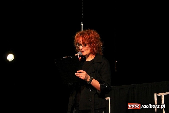 Zdjęcie w galerii na portalu naszraciborz.pl: Młodzi aktorzy prezentują swoje talenty wiadomości z regionu