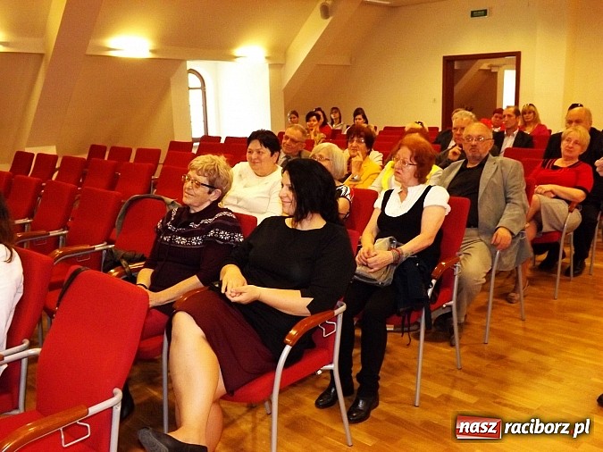 Zdjęcie w galerii na portalu naszraciborz.pl: O problemach niepełnosprawnych na zamku wiadomości z regionu