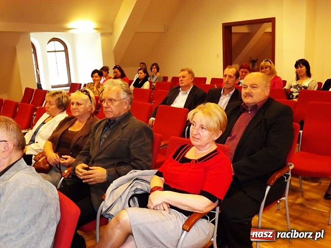 Zdjęcie w galerii na portalu naszraciborz.pl: O problemach niepełnosprawnych na zamku wiadomości z regionu