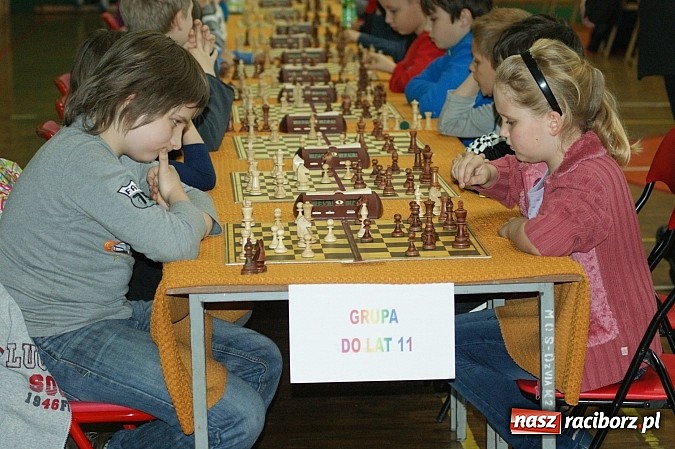Zdjęcie w galerii na portalu naszraciborz.pl: Szachowa rywalizacja w X Memoriale im. W. Hanczarka wiadomości z regionu