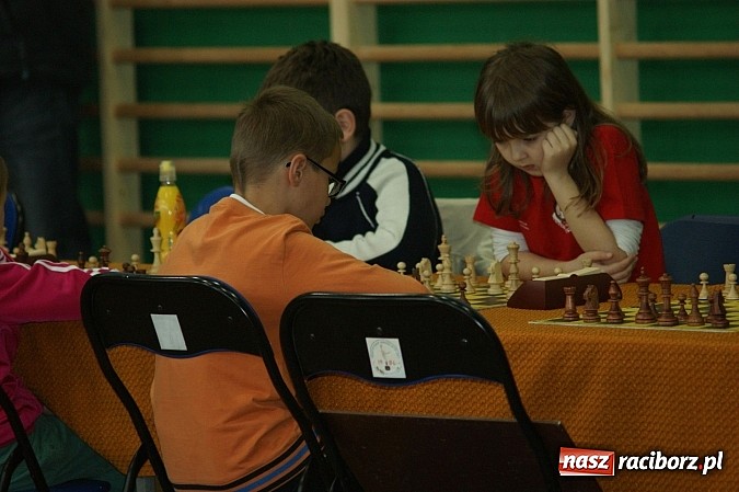 Zdjęcie w galerii na portalu naszraciborz.pl: Szachowa rywalizacja w X Memoriale im. W. Hanczarka wiadomości z regionu