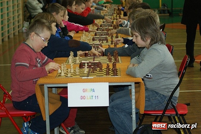 Zdjęcie w galerii na portalu naszraciborz.pl: Szachowa rywalizacja w X Memoriale im. W. Hanczarka wiadomości z regionu