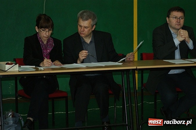 Zdjęcie w galerii na portalu naszraciborz.pl: Szachowa rywalizacja w X Memoriale im. W. Hanczarka wiadomości z regionu