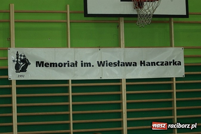 Zdjęcie w galerii na portalu naszraciborz.pl: Szachowa rywalizacja w X Memoriale im. W. Hanczarka wiadomości z regionu