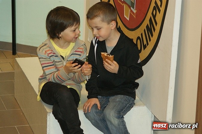 Zdjęcie w galerii na portalu naszraciborz.pl: Szachowa rywalizacja w X Memoriale im. W. Hanczarka wiadomości z regionu