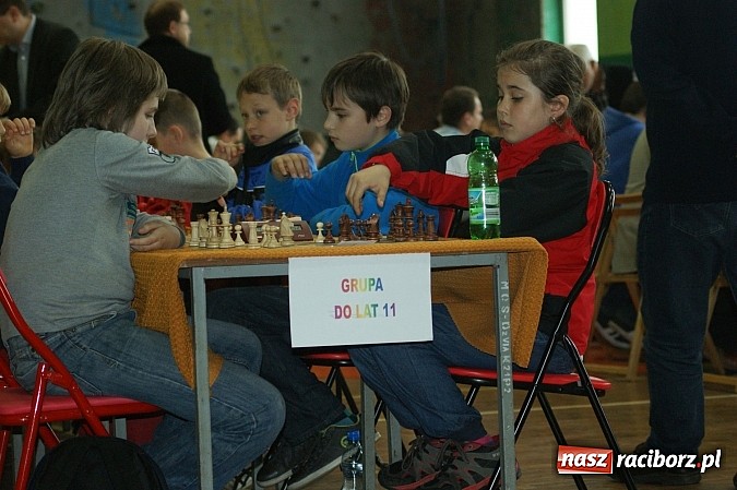 Zdjęcie w galerii na portalu naszraciborz.pl: Szachowa rywalizacja w X Memoriale im. W. Hanczarka wiadomości z regionu